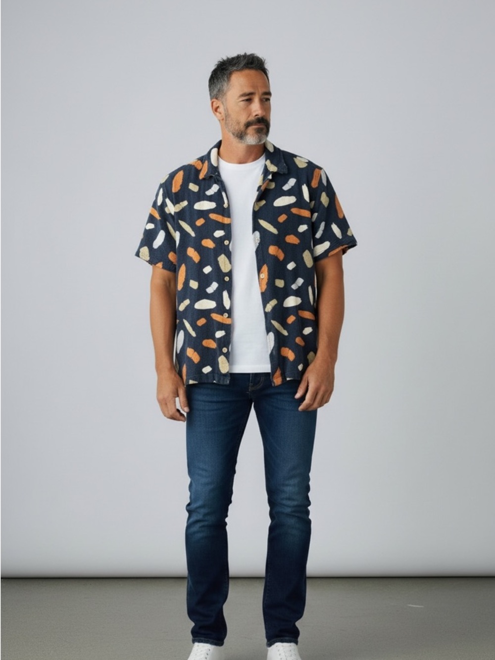 Common people Navy Short-Sleeve Button Shirt with Abstract Orange & Cream Print